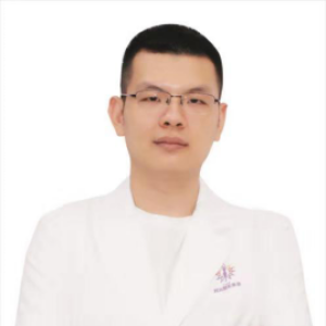 陈鸿-植发医生