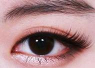 睫毛种植术对于眼球有伤害吗？伤害大吗？
