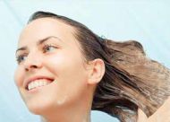女性掉发的原因有哪些？日常养护头发的四种方法