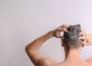 如何区分自己是脂溢性脱发还是肾虚脱发？*有效的三种方法