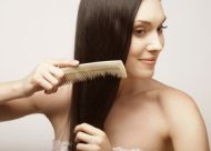 为什么女性不能使用保法止治疗脱发？四个脱发的主要原因