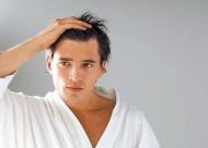 有治疗男性脂溢性脱发靠谱的偏方吗？两大病因你要了解