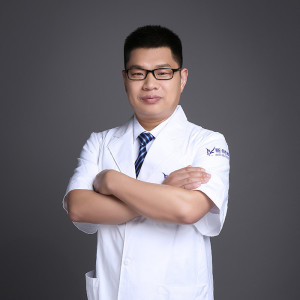 徐海鸿-植发医生