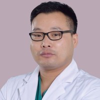 胡峻齐-植发主治医师