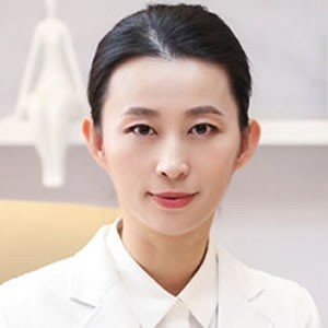 蒋恒春-植发医生