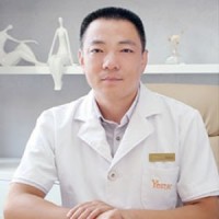 鲁清滨-植发主任医师