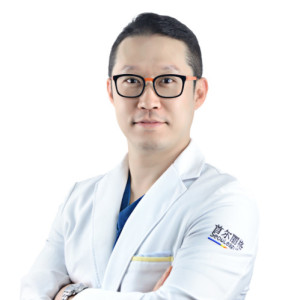 崔荣达-植发医生