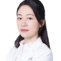 潘丽萍-植发医师