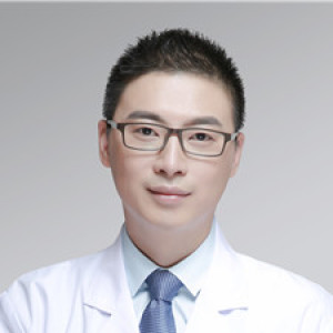 徐鹏-植发医生